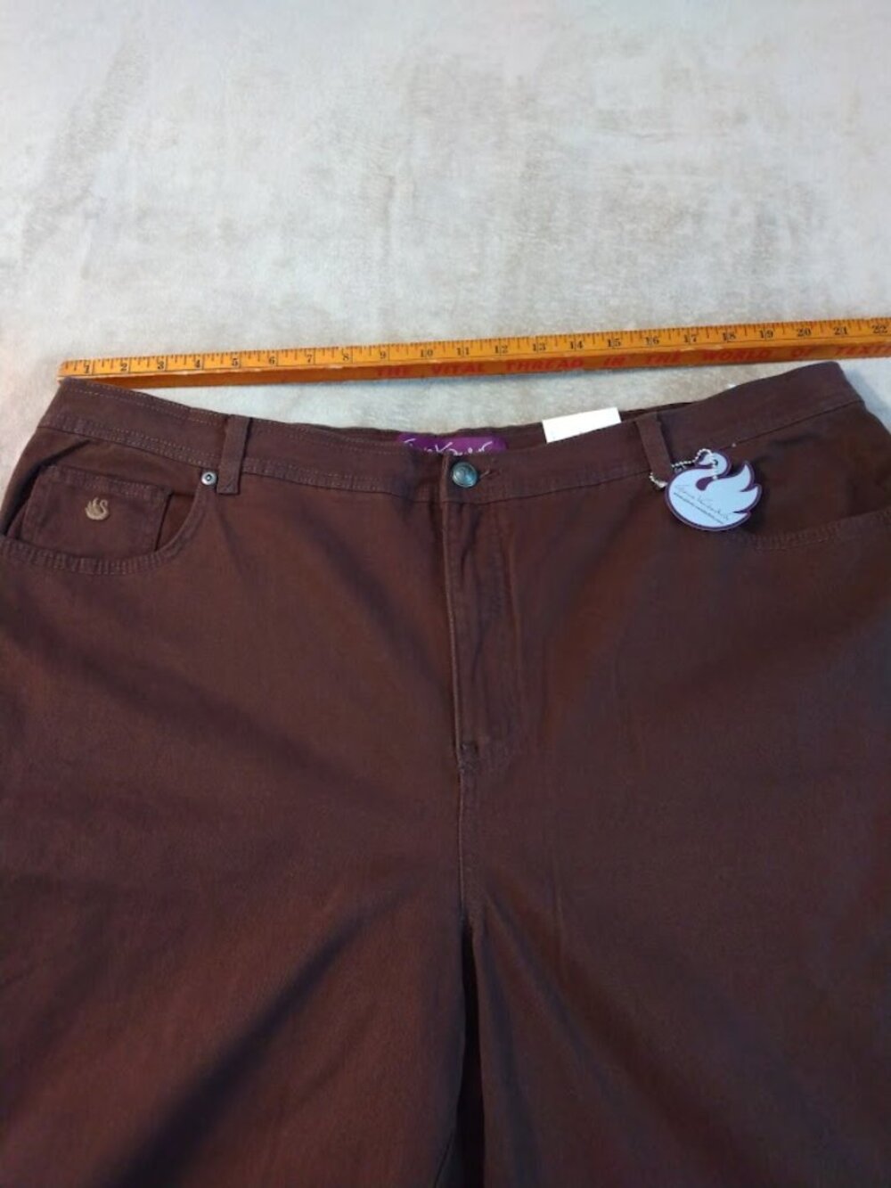 NWT Gloria Vanderbilt Amanda Jeans 22W Dark Brown Classic Fit Taper Leg Stretch - Picture 2 of 10